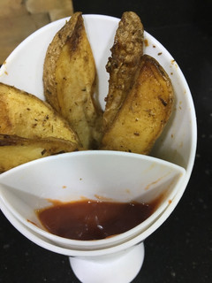 Una foto de Patatas crujientes por fuera y tiernas por dentro
