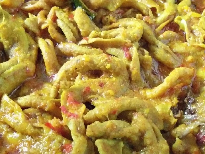 Cara Mudah Membuat Resep Usus ayam bumbu kuning yang Enak Banget Anti Ribet, Menggugah Selera