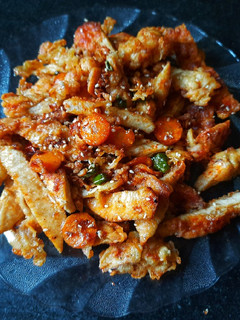 ক্রিস্পি চিকেন ফ্রাই(Crispy chicken fry recipe in Bengali) রেসিপির প্রধান ছবি