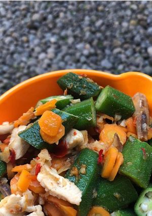 Foto resep Tumis Okra Sambal Teri