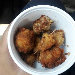 Cheesy stuffed mushrooms :) A picture of Cheesy stuffed mushrooms :).