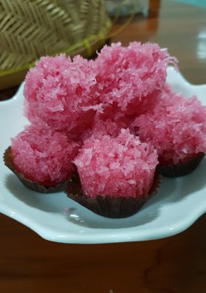 รูปของ ขนมเกษรชมพู่