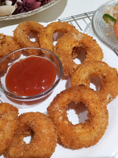 चीज़ स्टफ ऑनियन रिंग (cheese stuff onion Ring recipe in Hindi) रेसिपी मुख्य फोटो