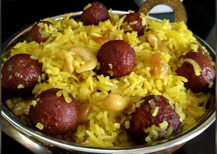 Steps to Make Appetizing Shahi Kaju Moti Pulao