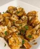 Camarones al ajillo