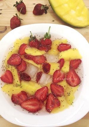 Foto resep Es mangga strawberry #EsZamanNow #cookpadcommmunity_bogor
