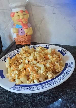 Una foto de Ensalada tibia con pollo y puerro