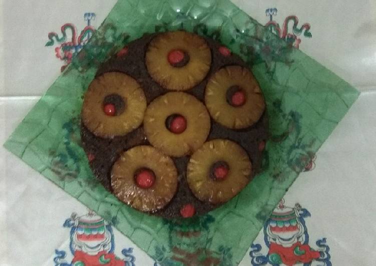 Recipe of Ultimate Chocolate Coconut Pineapple upside cake