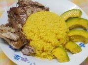 Una foto de receta conejo con arroz