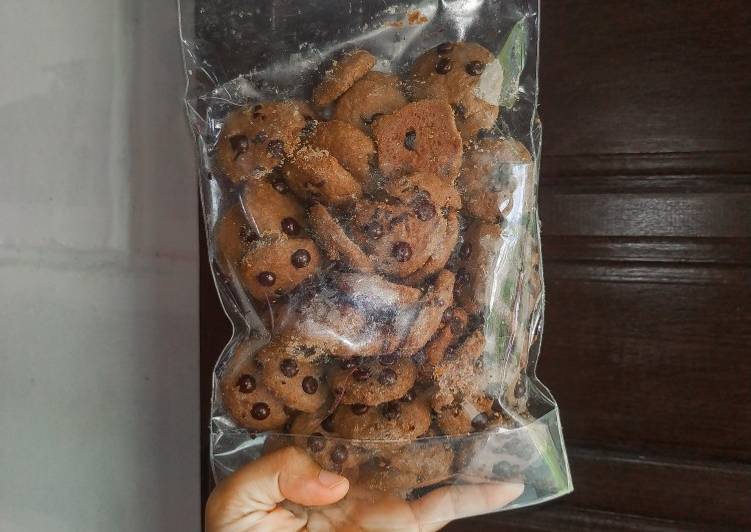 Bagaimana Menyiapkan Simple Chocolate Cookies, Sempurna