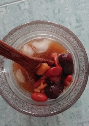 Hình của món Chè đậu đỏ, hạt sen, táo đỏ, long nhãn và bột sắn dây MÁT BỔ.