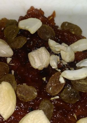A picture of Papaya halwa.