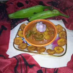 A picture of Raw Banana curry.