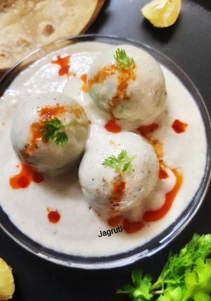A picture of Restaurant Style Malai Kofta in White Gravy !!.