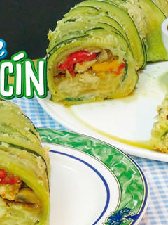 Una foto de Pastel de calabacín relleno