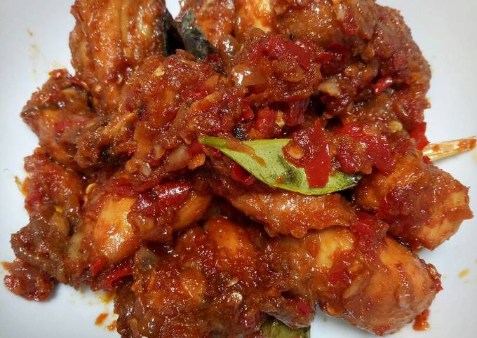 Resep Ayam Goreng Pedas Manis Oleh Nenden Sh Cookpad