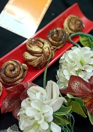 A picture of Chocolate spiral buns.
