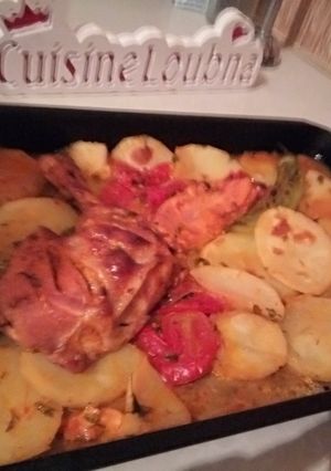 صورة لوصفة دجاج محمر فالفرن مع بطاطس🍗🍗🍗🍗🍗🍗