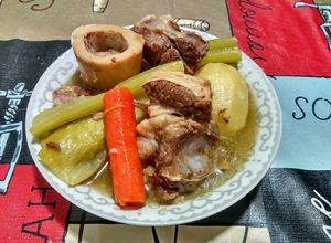 Foto principal de Pot-au-feu francés