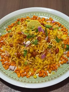 ઇન્દોરી પૌવા (Indori Pauva Recipe In Gujarati) રેસીપી મુખ્ય ફોટો