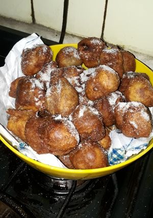 Una foto de Buñuelos de naranja marmolados