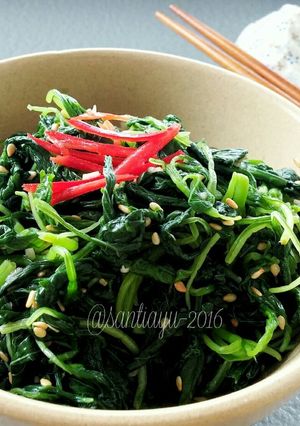 Foto resep SPINACH SIDE DISHSigeumchi-namul 시금치나물