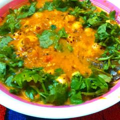 A picture of Makhana kaju curry.