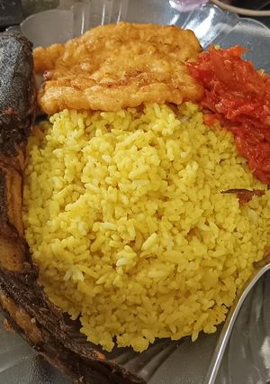 Foto resep Nasi Kuning Instan