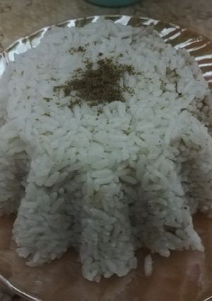 صورة لوصفة ارز السمك بالكمون والكزبرة السريع