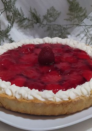 Una foto de Tarta De Frutillas Clásica