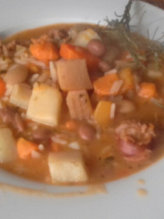 Una foto de Guiso de porotos a mi manera