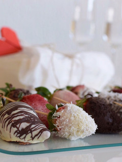 Una foto de Fresas cubiertas con Chocolate| @DarixLAB