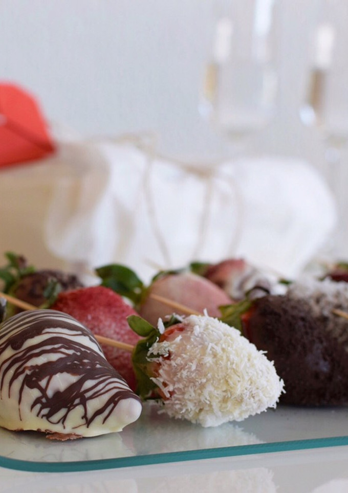 Una foto de Fresas cubiertas con Chocolate| @DarixLAB