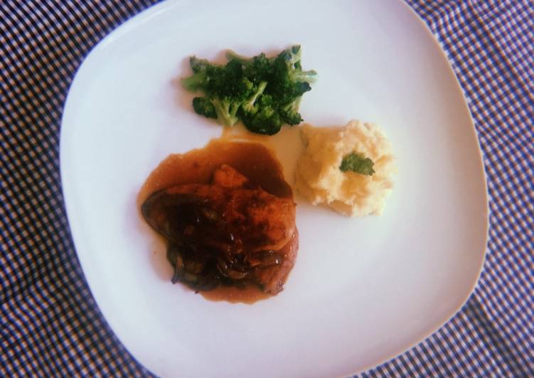 9 Resep: Chicken steak with meshed potato yang Bikin Ngiler!