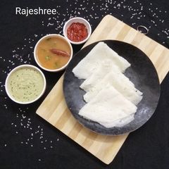 A picture of Neer Dosa.
