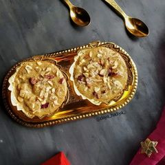 A picture of Nuts phirni.