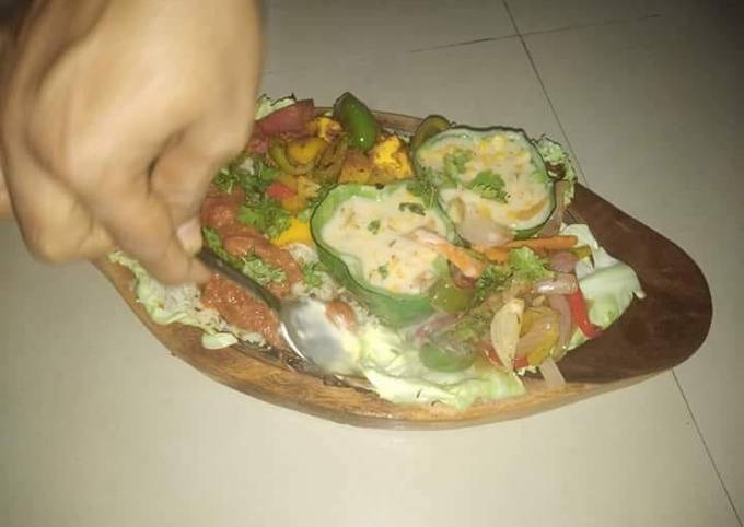 Paneer shashlik sizzlerwith makhani sauce