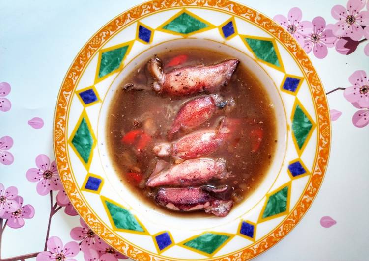 Langkah Mudah untuk Menyiapkan Cumi cumi bumbu hitam, Enak