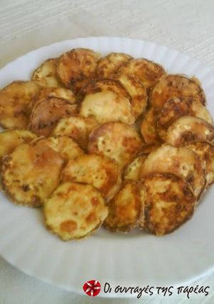 A picture of The perfect fried zucchini.