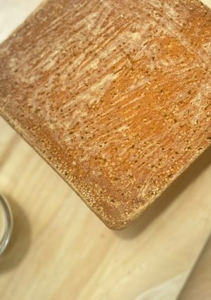 A picture of Sweet tahini cake with tahini glaze.