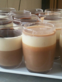 Una foto de Vasitos de dos o tres chocolates
