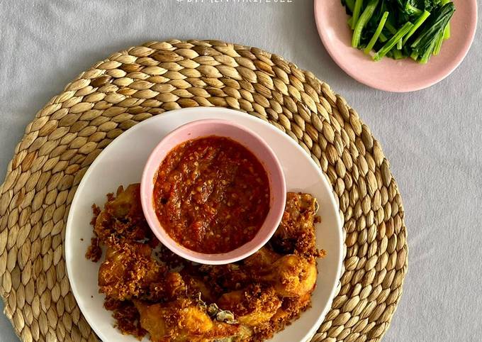 Cara bikin Ayam Goreng Lengkuas Cara bikin Ayam Goreng Lengkuas