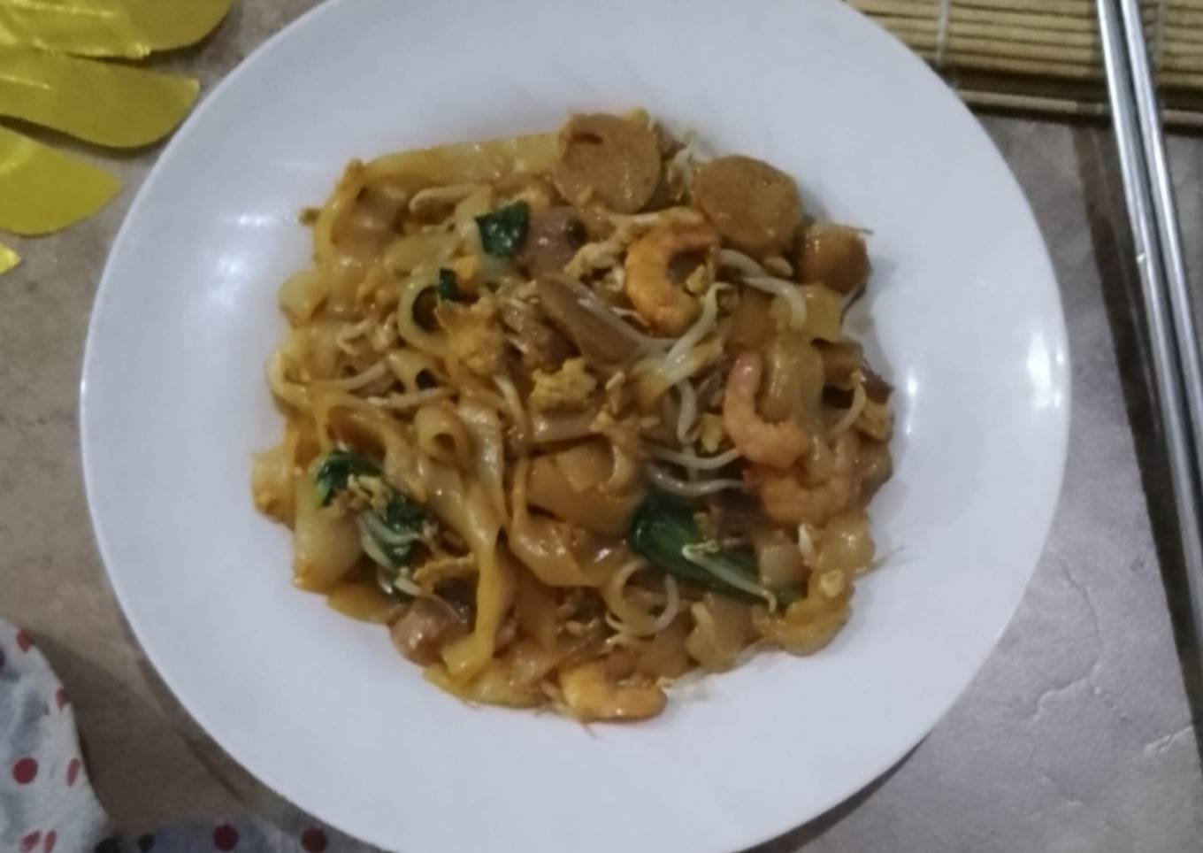 Kwetiau goreng solaria