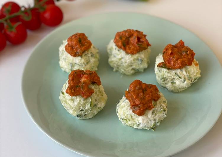 Step-by-Step Guide to Make Veloce Gnudi crudisti di zucchine al pesto di pomodoro