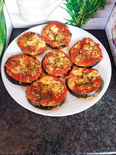 Une photo de Courgettes façon pizzas 🍕