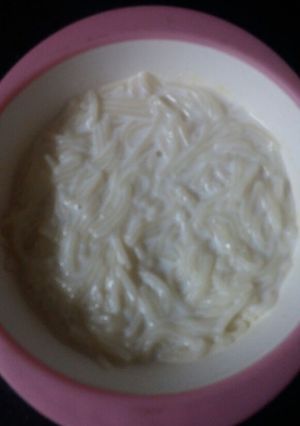 A picture of Seviyan kheer.