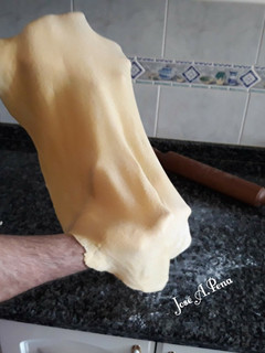 Una foto de Pasta fresca de sémola de trigo y harina