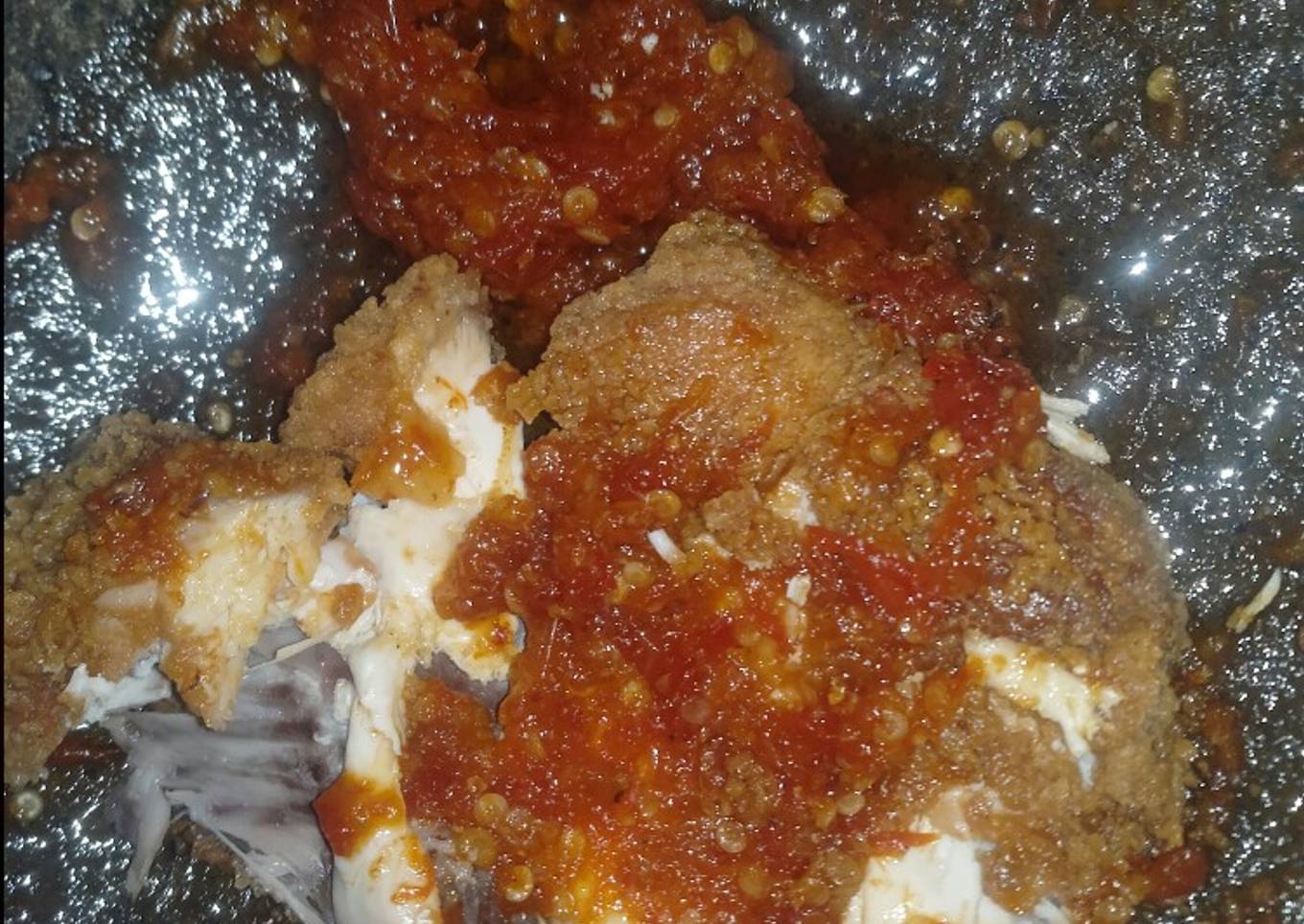 Ayam Geprek Sambal Bawang #AhlinyaAyam