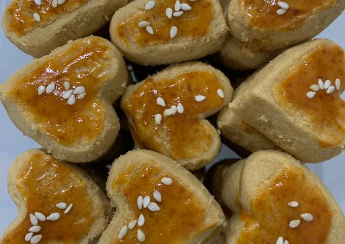 Kue Kacang Almond