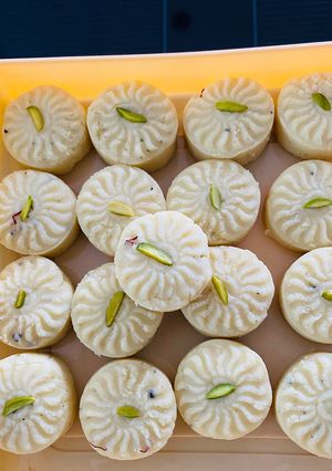 A picture of Milk Peda.